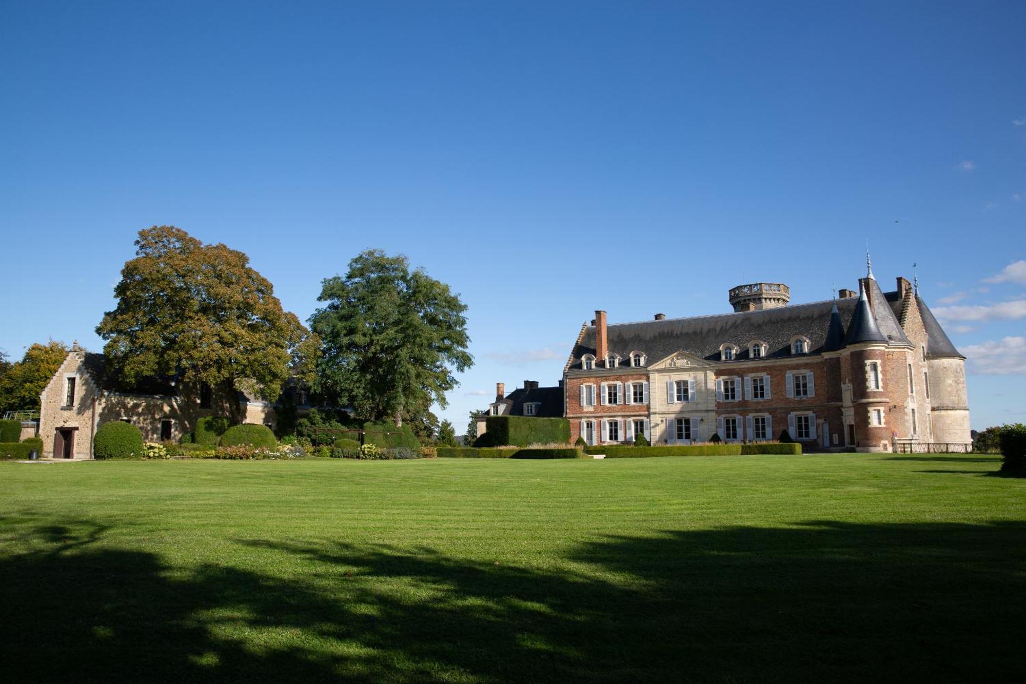 Chateau De Montmirail Kültér fotó